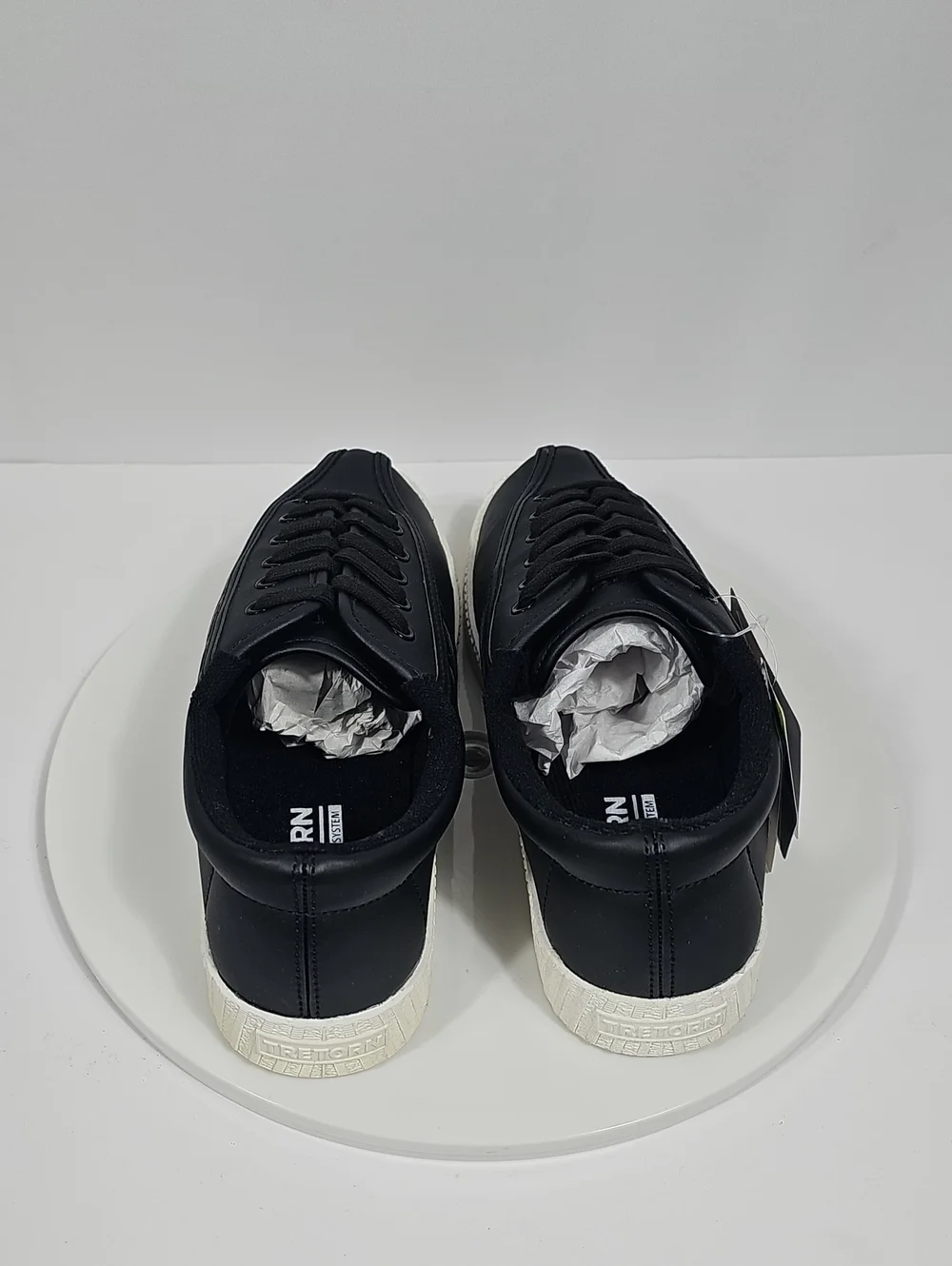 Tretorn Nylite PU Black Faux Leather Low Top Sneakers Ortholite NWT 7.5 Scandi